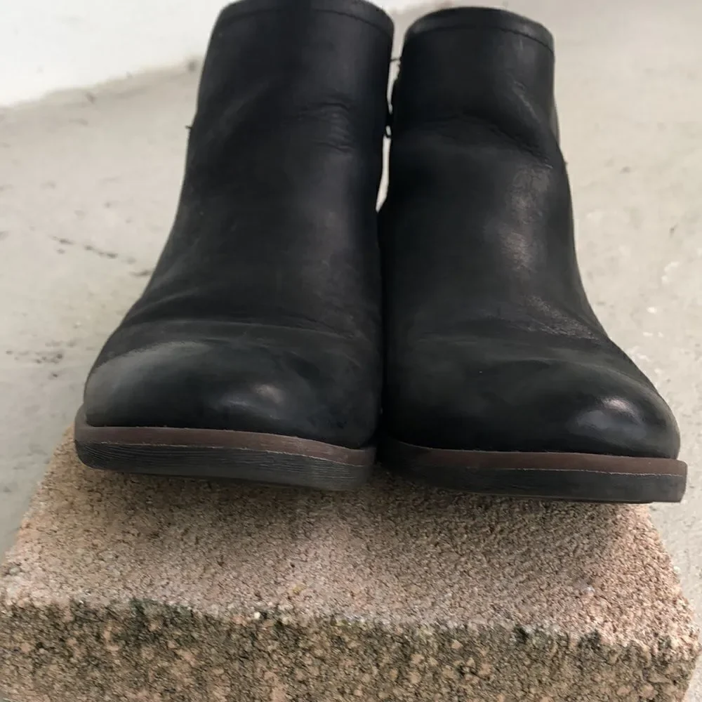 Korks  Booties